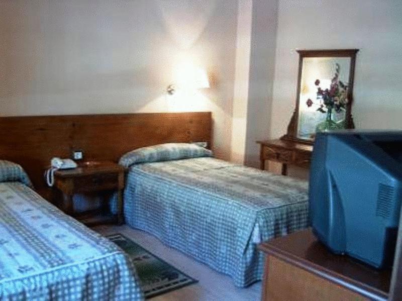 Hotel El Oasis Carchel 객실 사진